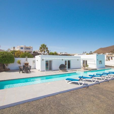 Villa Casa Conil With A Private 25 Meter Heated Pool Exterior foto